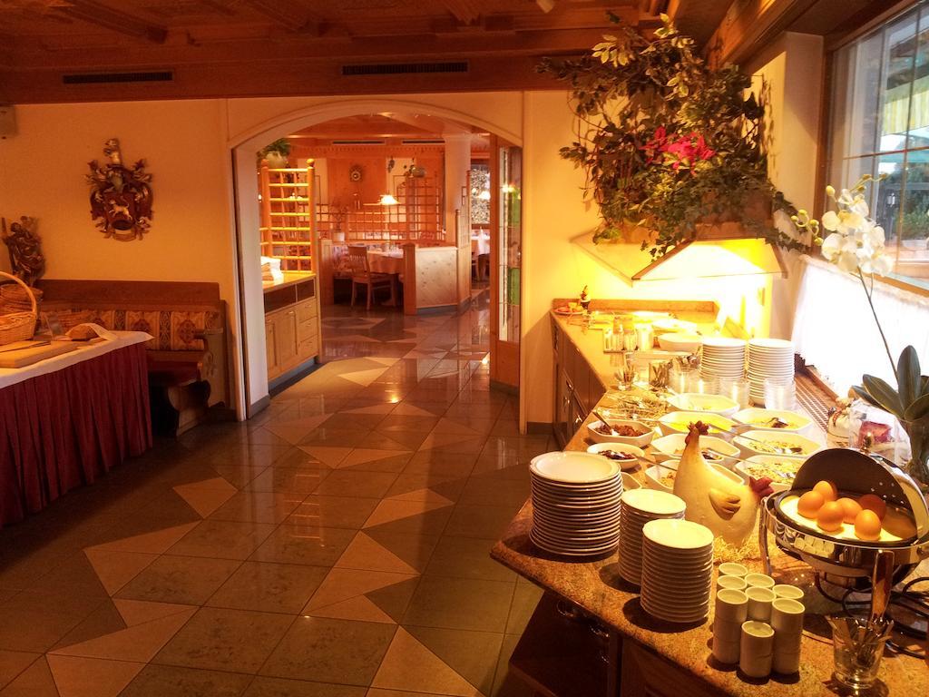 Hotel Garni Doris Castelrotto Luaran gambar